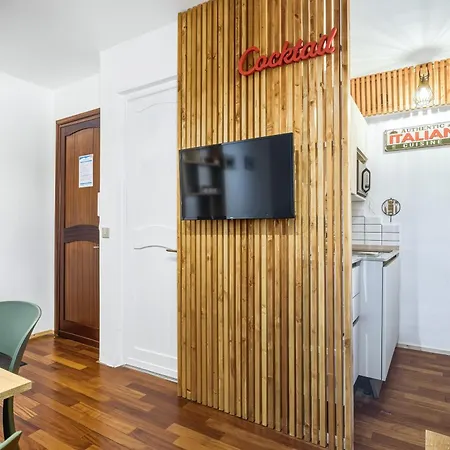 Hostdomus - Shiny View Apartamento